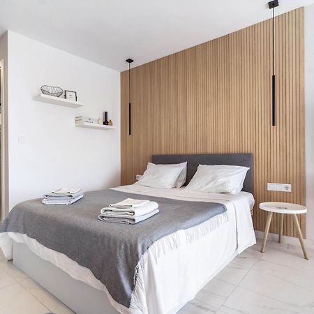 Modern Studio Apartment With Sea Views 5 Min From The Beach Sitio de Calahonda Kültér fotó
