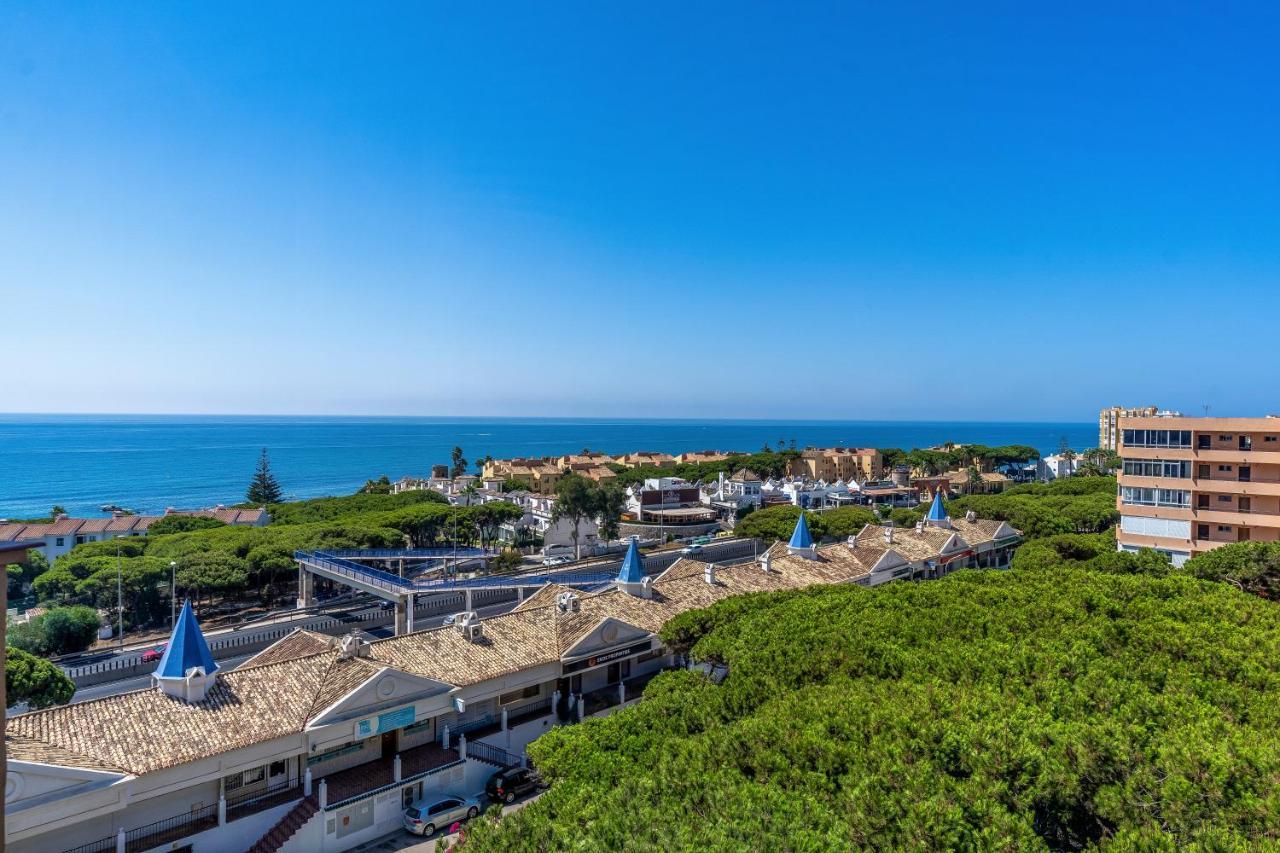 Modern Studio Apartment With Sea Views 5 Min From The Beach Sitio de Calahonda Kültér fotó